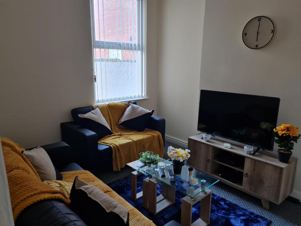 Divine Accommodation Liverpool Eksteriør billede