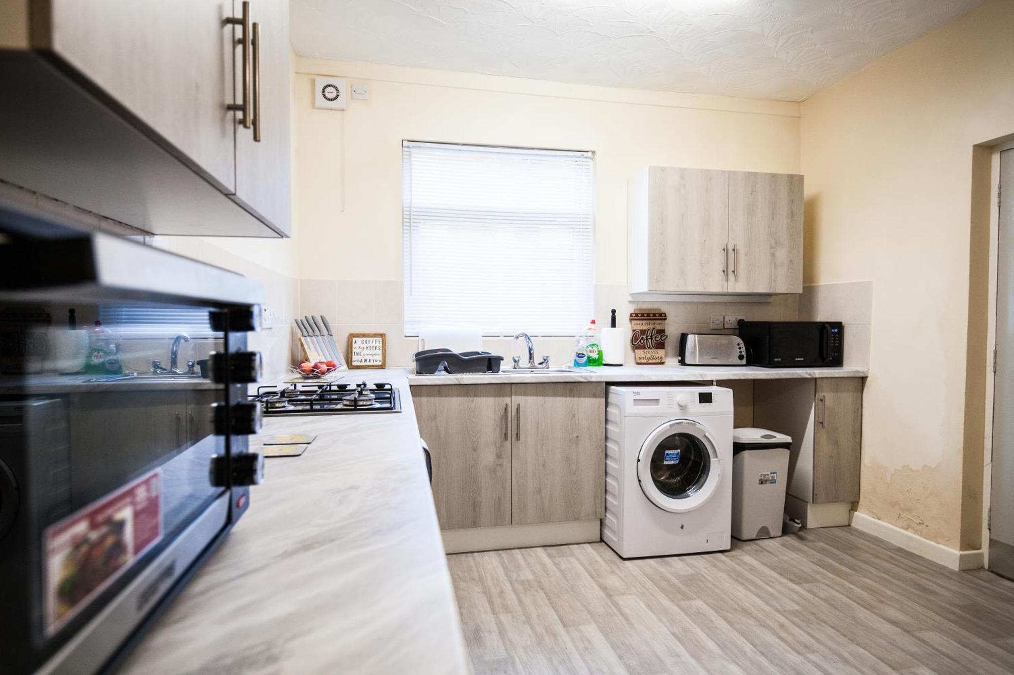 Divine Accommodation Liverpool Eksteriør billede